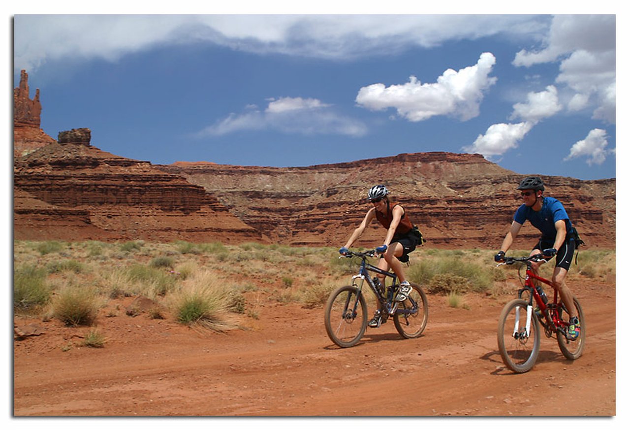 Conversation pace on the White Rim Conversation pace on the White Rim